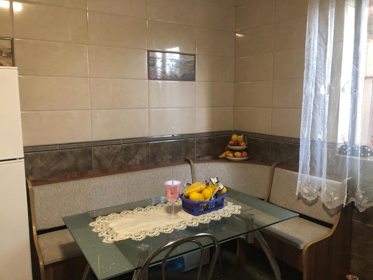 Отель Vila Antonia Костинешти Экстерьер фото